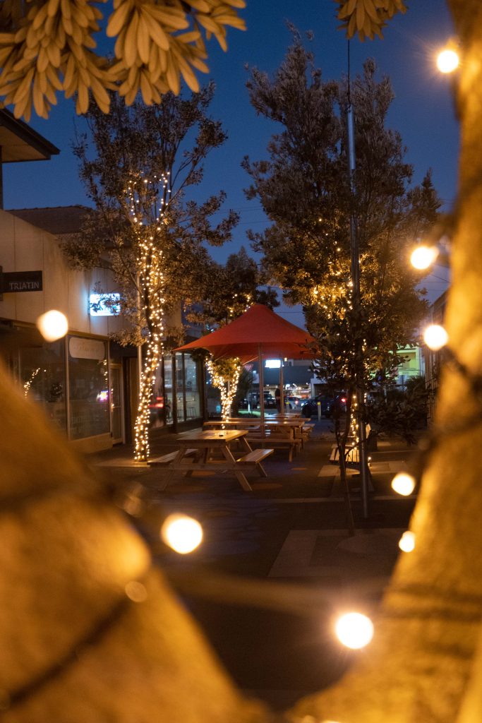 solar decorative lighting