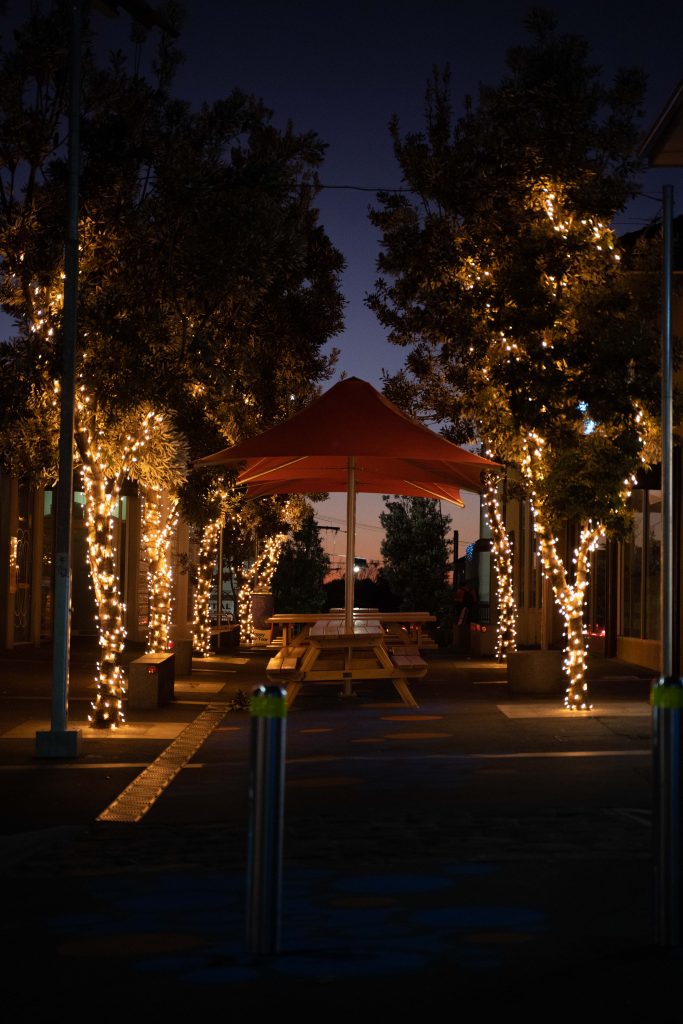 solar decorative lighting